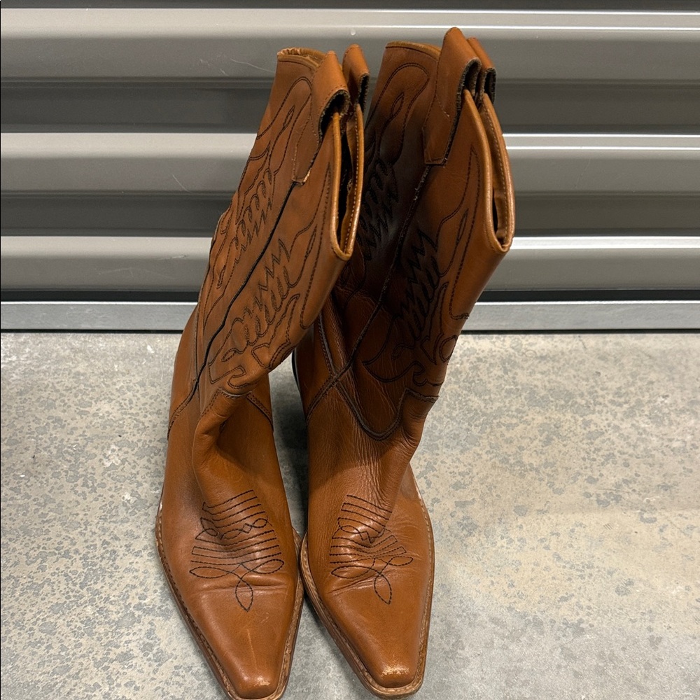 Women's Tan Western Boots